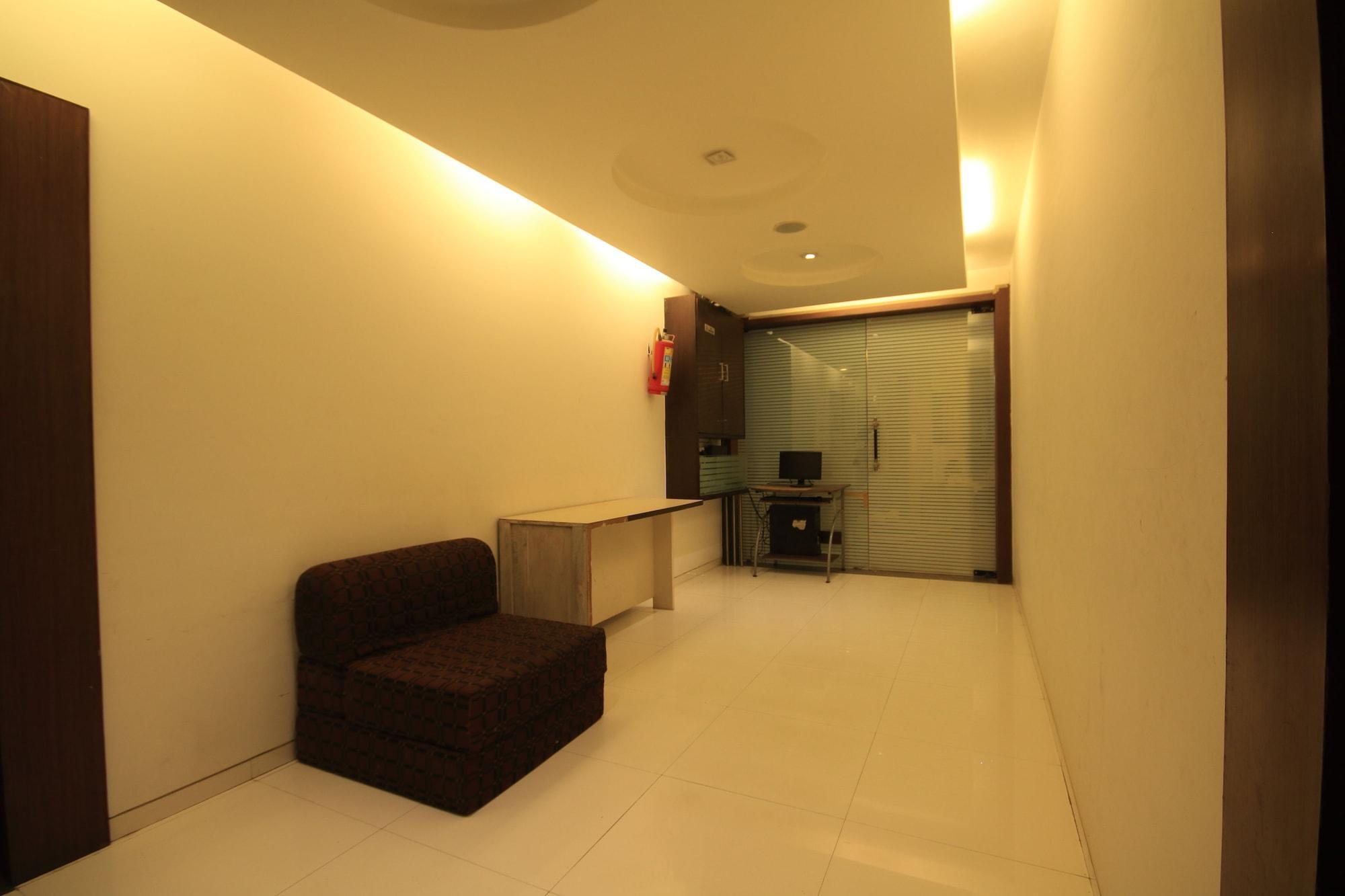 Fabhotel Kadamb Inn Ahmedabad Esterno foto