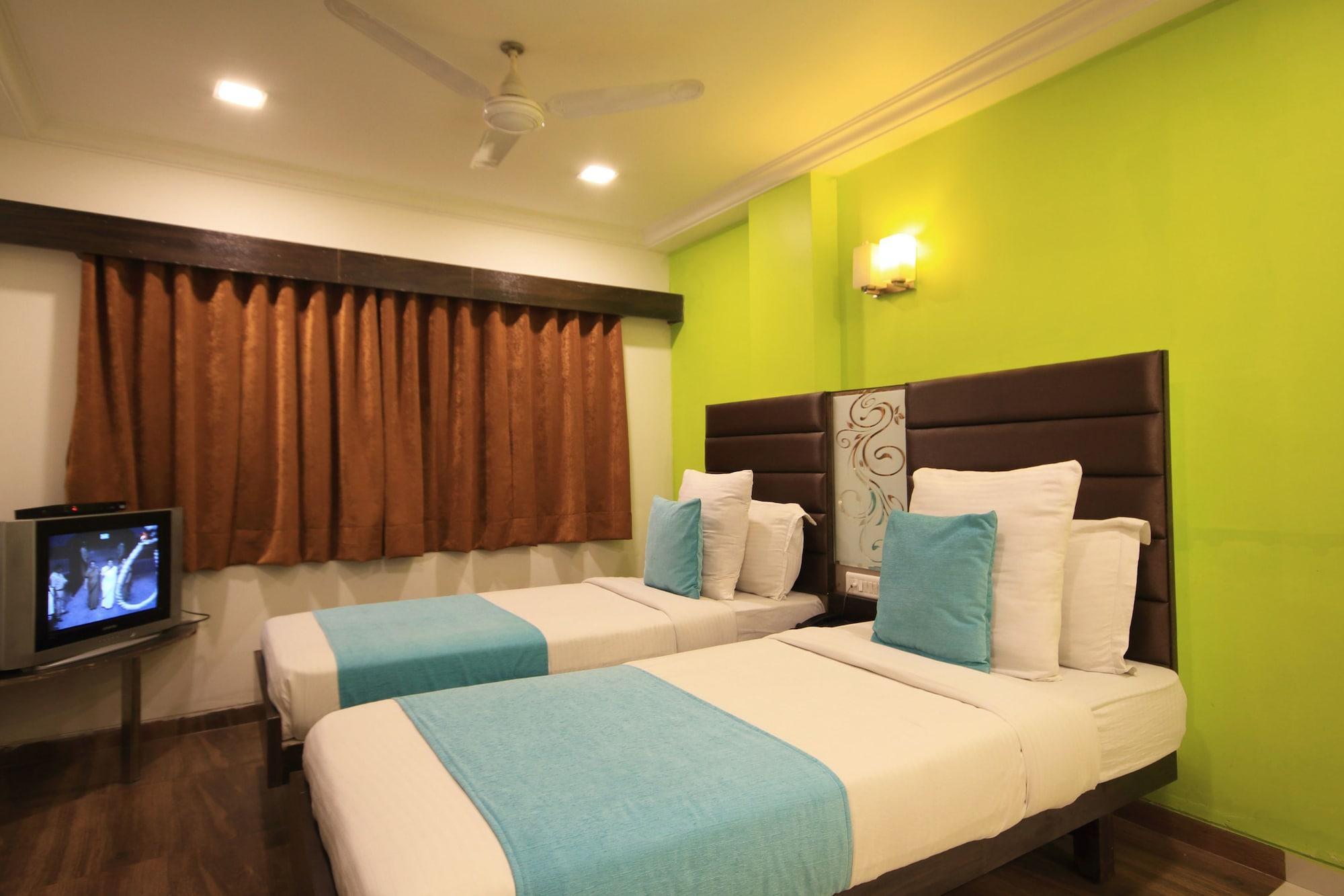 Fabhotel Kadamb Inn Ahmedabad Esterno foto